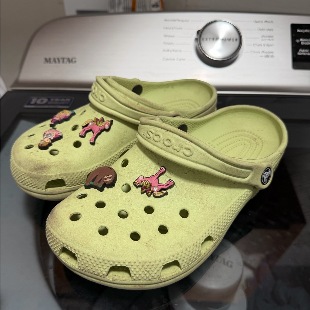 CROCS Light Green Clogs with Decorative Charms J5